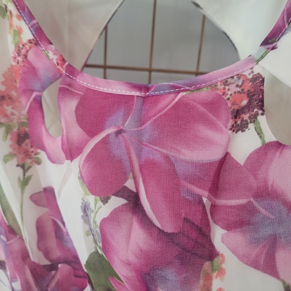 Gabby Skye Wedding Guest Dress 12 - Picture 3 of 10